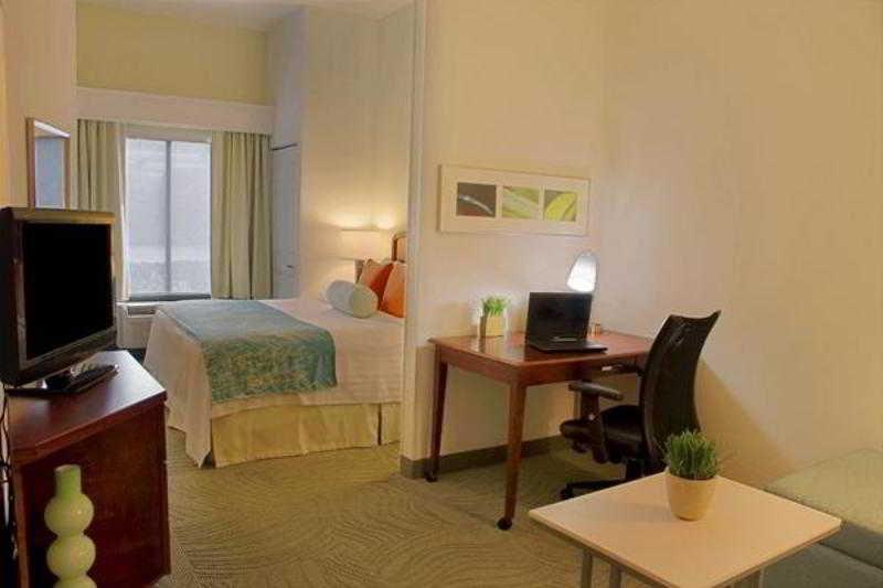Springhill Suites By Marriott Tampa Westshore Bilik gambar